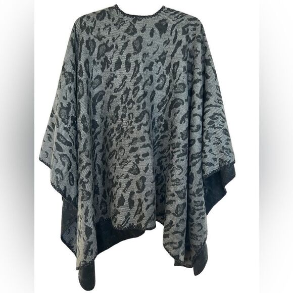 Apt. 9 Black/Gray Reversible Leopard Preppy Ruana Poncho One Size - Picture 3 of 12